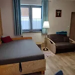 Stajnia ホームステイ
